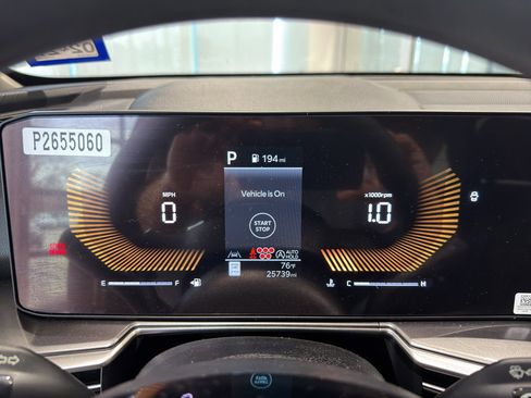 Certified 2024 Kia Sorento LX image 10