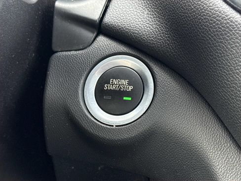 Used 2019 Chevrolet Equinox LT FWD image 20