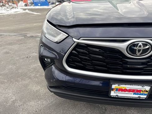 Used 2023 Toyota Highlander L image 47