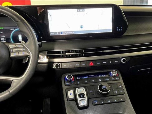 Used 2023 Hyundai Palisade Limited image 6
