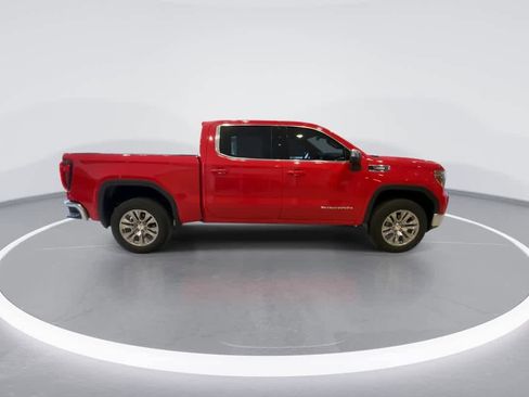 Used 2022 GMC Sierra 1500 SLE w/ Preferred Package image 9