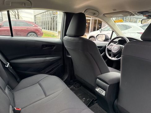 Used 2024 Toyota Corolla LE image 9