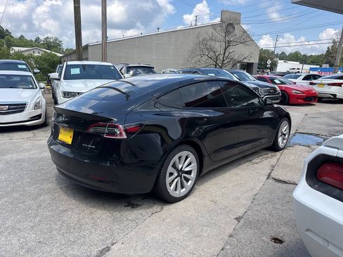 Used 2022 Tesla Model 3 Long Range AWD/4WD image 4