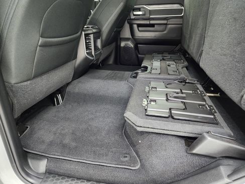 Used 2020 RAM 2500 Big Horn w/ Night Edition image 40