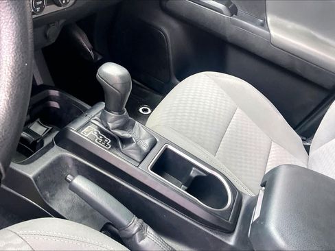 Used 2021 Toyota Tacoma SR w/ SR Convenience Package RWD image 16