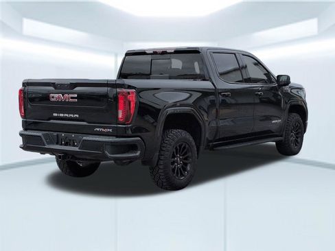 Used 2022 GMC Sierra 1500 AT4X image 6