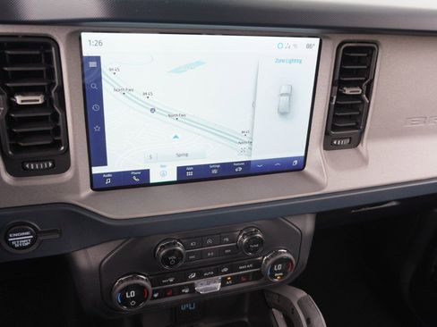 Used 2024 Ford Bronco Outer Banks w/ Sasquatch Package AWD/4WD image 16