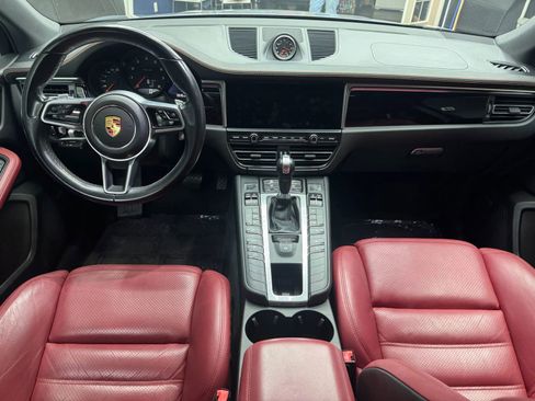 Used 2021 Porsche Macan image 7