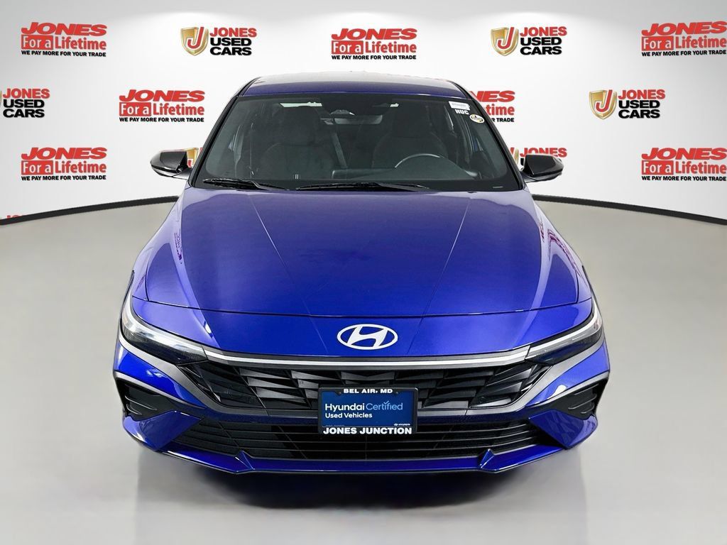 Certified 2025 Hyundai Elantra Sport FWD image 11