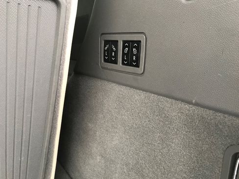 Used 2021 Cadillac XT6 Premium Luxury image 27