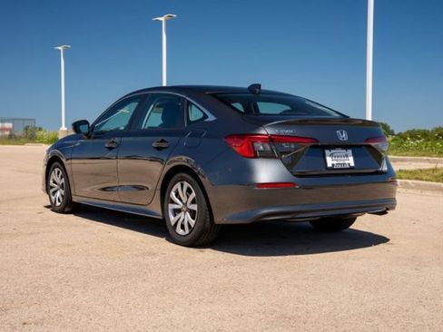 Used 2023 Honda Civic LX image 5