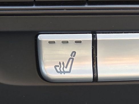 Used 2019 Mercedes-Benz CLA 250 CLA 250 w/ Premium Package image 9