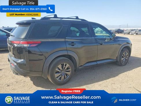 Used 2022 Nissan Pathfinder SV w/ SV Premium Package FWD image 4
