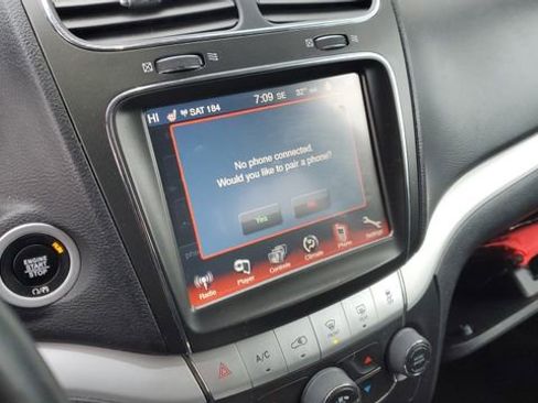 Certified 2019 Dodge Journey GT image 14