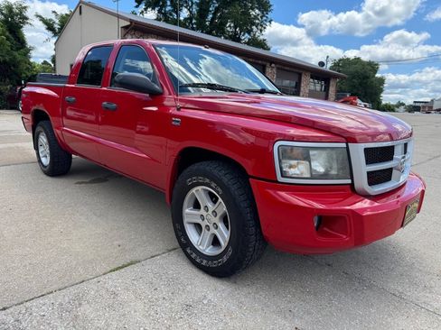 Used 2011 Dodge Dakota Big Horn AWD/4WD image 3