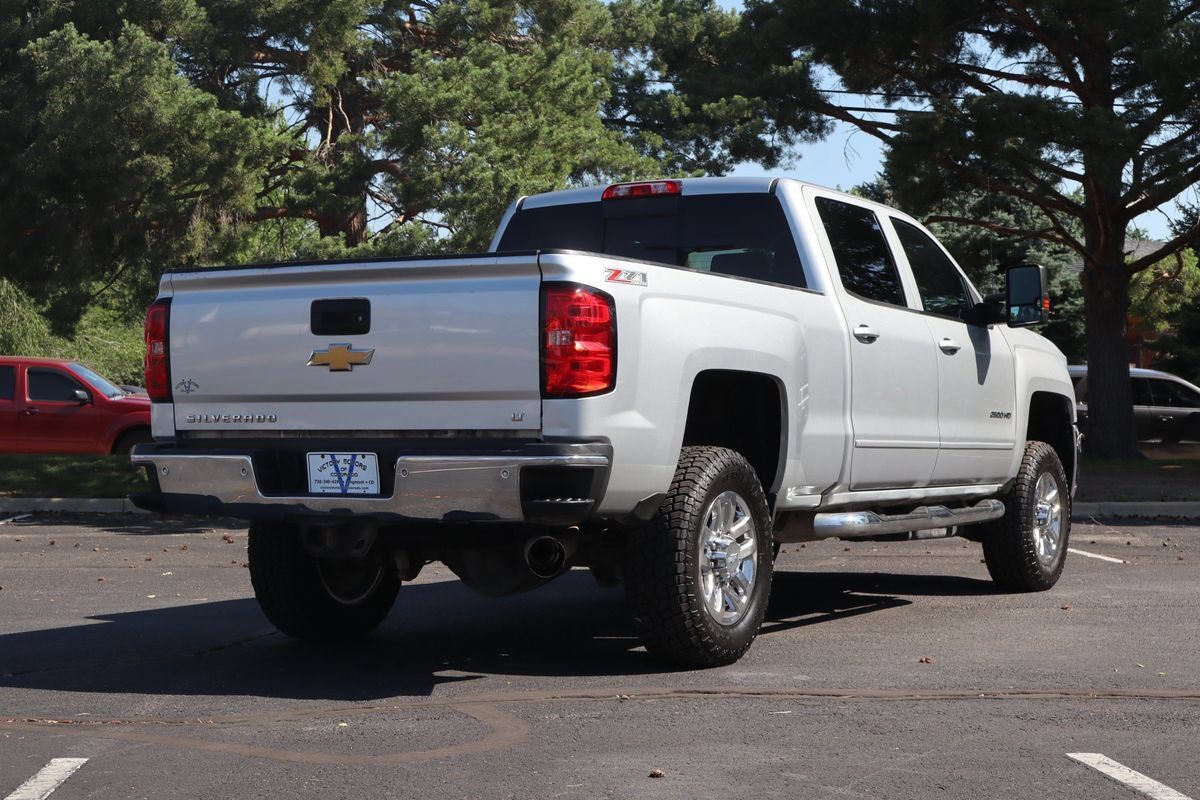 Used 2016 Chevrolet Silverado 2500 LT w/ LT Plus Package AWD/4WD image 5