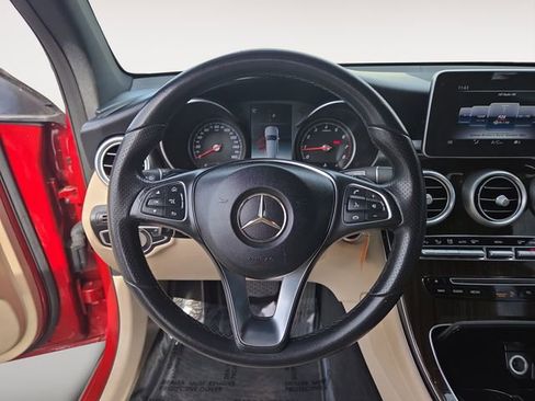 Used 2018 Mercedes-Benz GLC 300 image 12