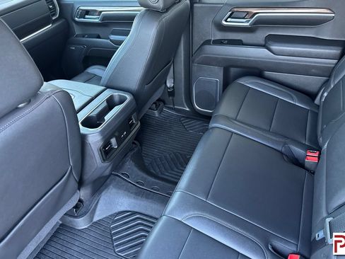 Used 2022 Chevrolet Silverado 1500 LT Trail Boss w/ LT Trail Boss Premium Package AWD/4WD image 14