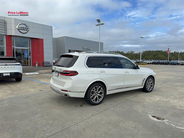 Used 2024 BMW X7 xDrive40i w/ Premium Package AWD/4WD image 21