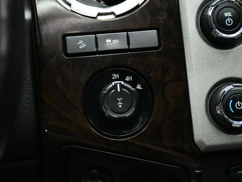 Used 2016 Ford F250 Platinum w/ FX4 Off-Road Package image 42