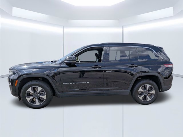 Used 2024 Jeep Grand Cherokee Limited 4xe AWD/4WD image 8
