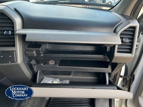 Used 2018 Ford F250 XL w/ Power Equipment Group image 24