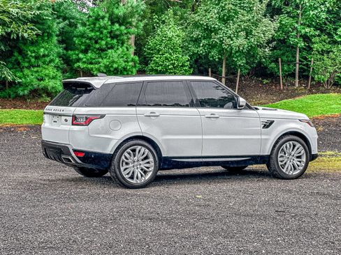 Used 2019 Land Rover Range Rover Sport HSE image 9