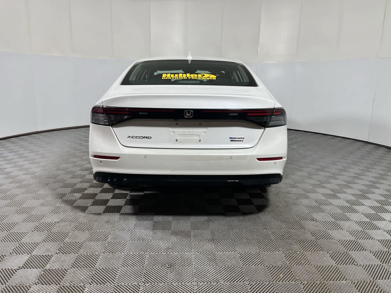 Used 2023 Honda Accord Touring image 7