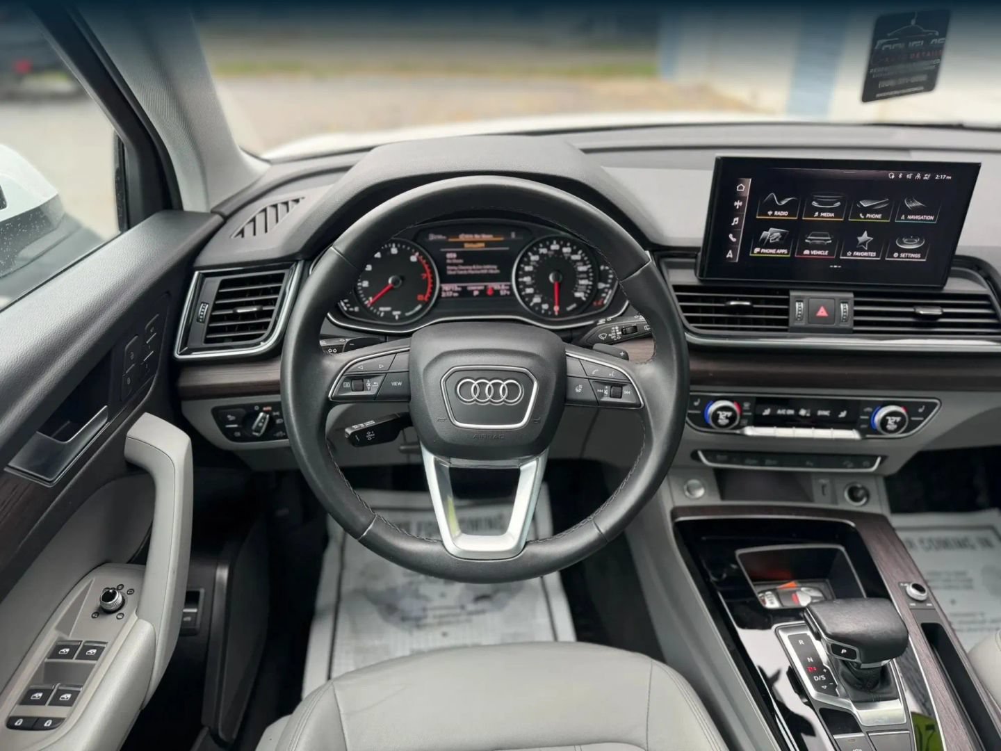 Used 2022 Audi Q5 2.0T Premium w/ Convenience Package AWD/4WD image 22