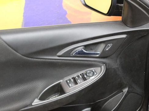 Used 2022 Chevrolet Malibu LT w/ Redline Edition FWD image 13