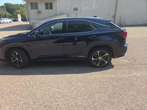 Used 2017 Lexus RX 450h AWD w/ Luxury Package image 8