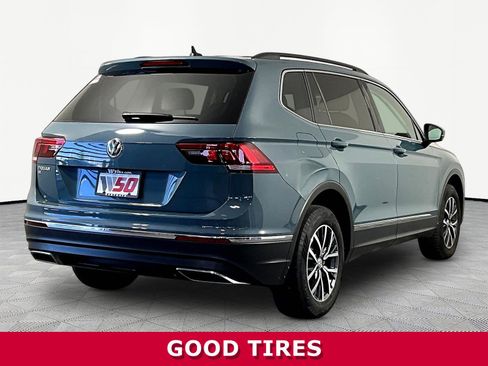 Used 2020 Volkswagen Tiguan SE w/ Panoramic Sunroof Package FWD image 6