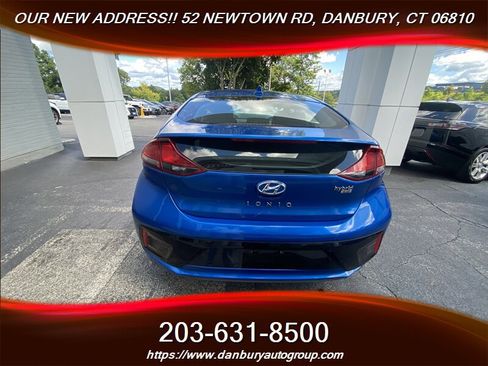 Used 2018 Hyundai Ioniq Blue FWD image 5