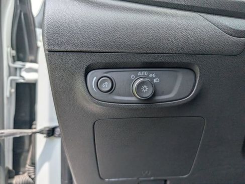 Used 2024 Buick Encore GX Preferred FWD image 12