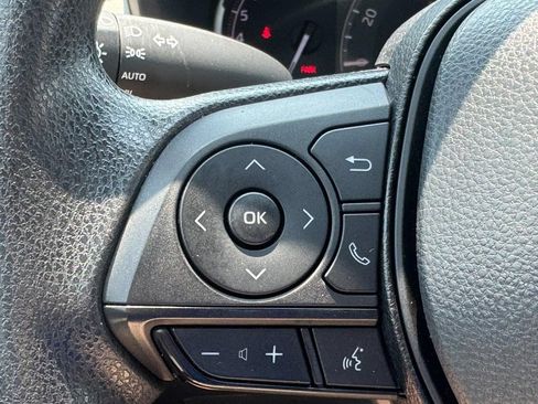 Used 2024 Toyota RAV4 XLE AWD/4WD image 26