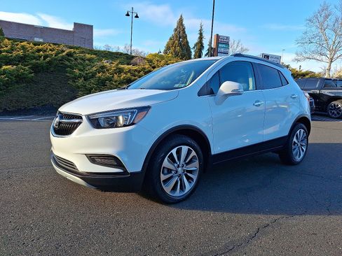 Used 2019 Buick Encore Preferred image 3