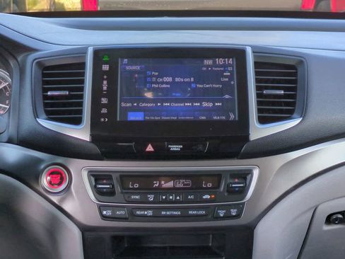 Used 2016 Honda Pilot EX image 18