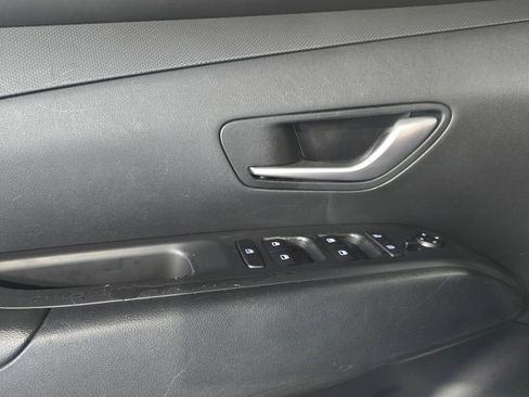 Used 2022 Hyundai Santa Cruz SE FWD image 13