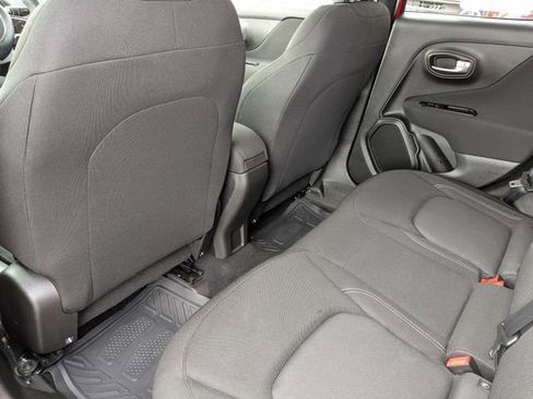 Used 2020 Jeep Renegade Sport image 25