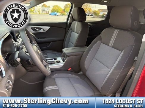 New 2025 Chevrolet Blazer LT w/ Midnight/Sport Edition image 10