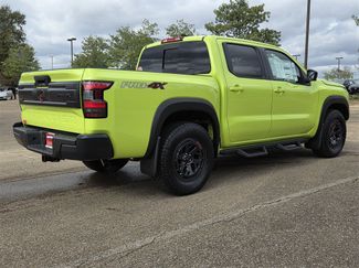New 2026 Nissan Frontier PRO-4X w/ Pro-4x Convenience Package video 2
