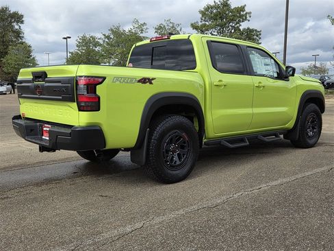 New 2026 Nissan Frontier PRO-4X w/ Pro-4x Convenience Package image 2