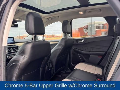 Used 2022 Ford Escape Titanium w/ Titanium Elite Package AWD/4WD image 33