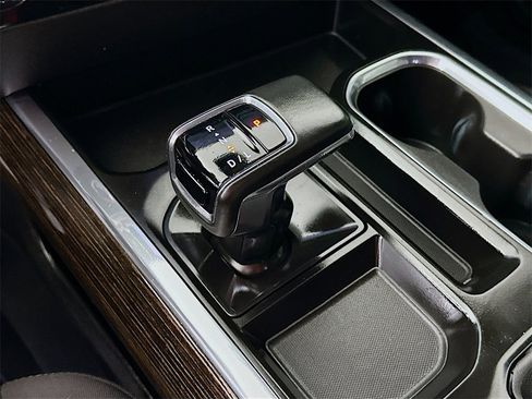 Used 2024 GMC Sierra 1500 Elevation image 22