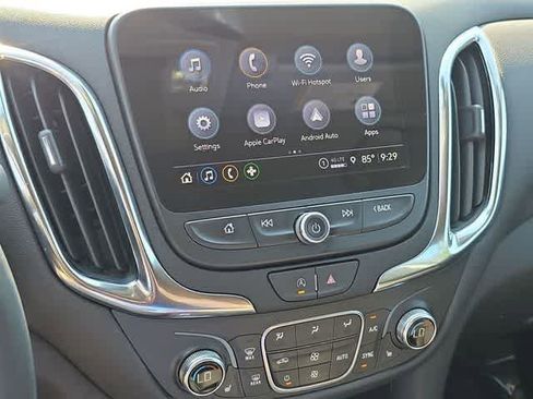 Used 2023 Chevrolet Equinox LT AWD/4WD image 35