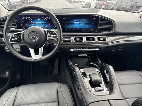 Used 2020 Mercedes-Benz GLS 450 4MATIC image 22