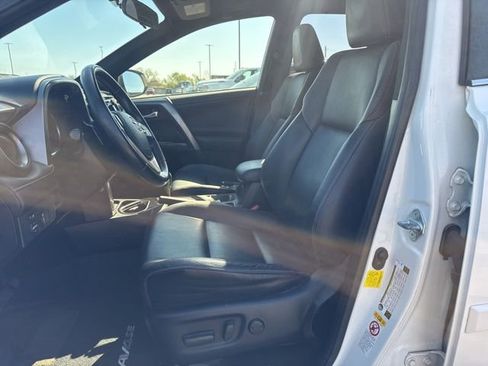 Used 2016 Toyota RAV4 SE w/ Protection Package image 10