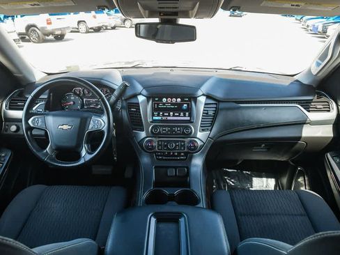 Used 2018 Chevrolet Tahoe LS RWD image 14