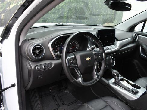 Used 2024 Chevrolet Blazer LT AWD/4WD image 14