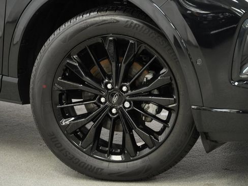 Used 2023 Ford Escape ST-Line Elite w/ Premium Technology Package image 4